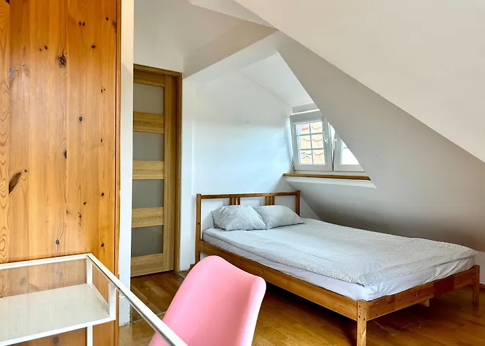 Δωμάτια σε οικογενειακή κατοικία Przy Skm Wyscigi Σόποτ